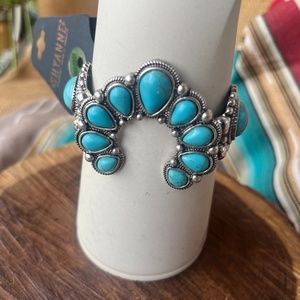 Shyanne western style bracelet